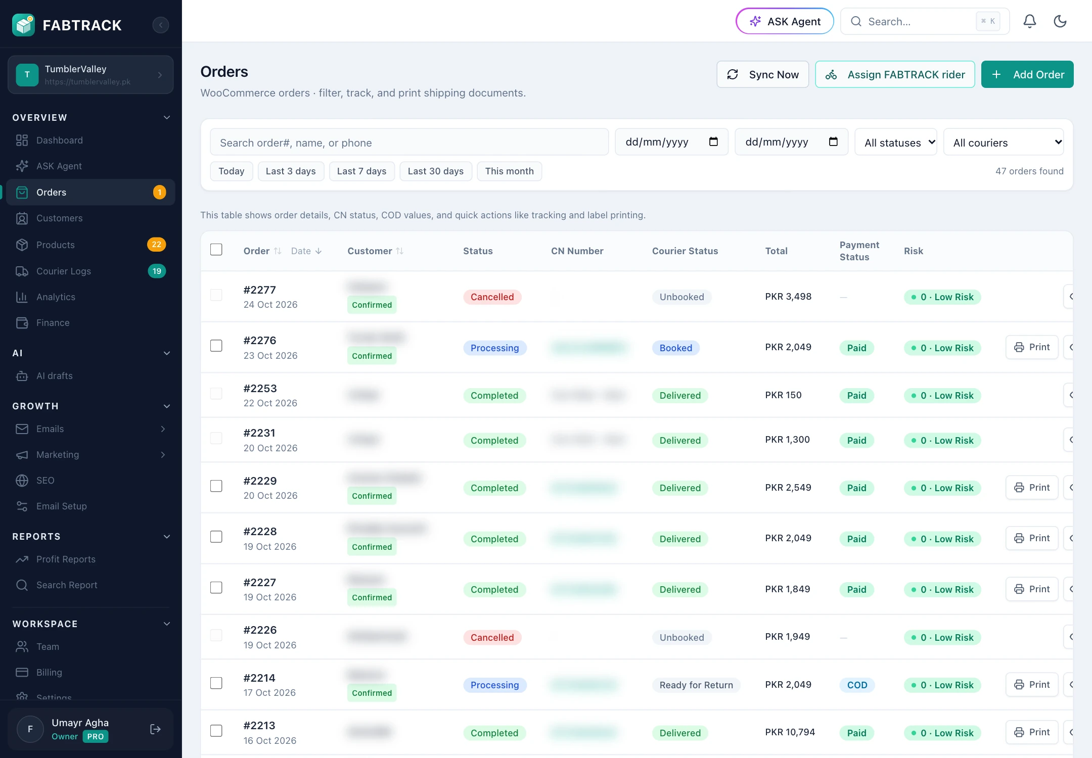 FABTRACK orders list with status, courier status, COD amount and fraud risk